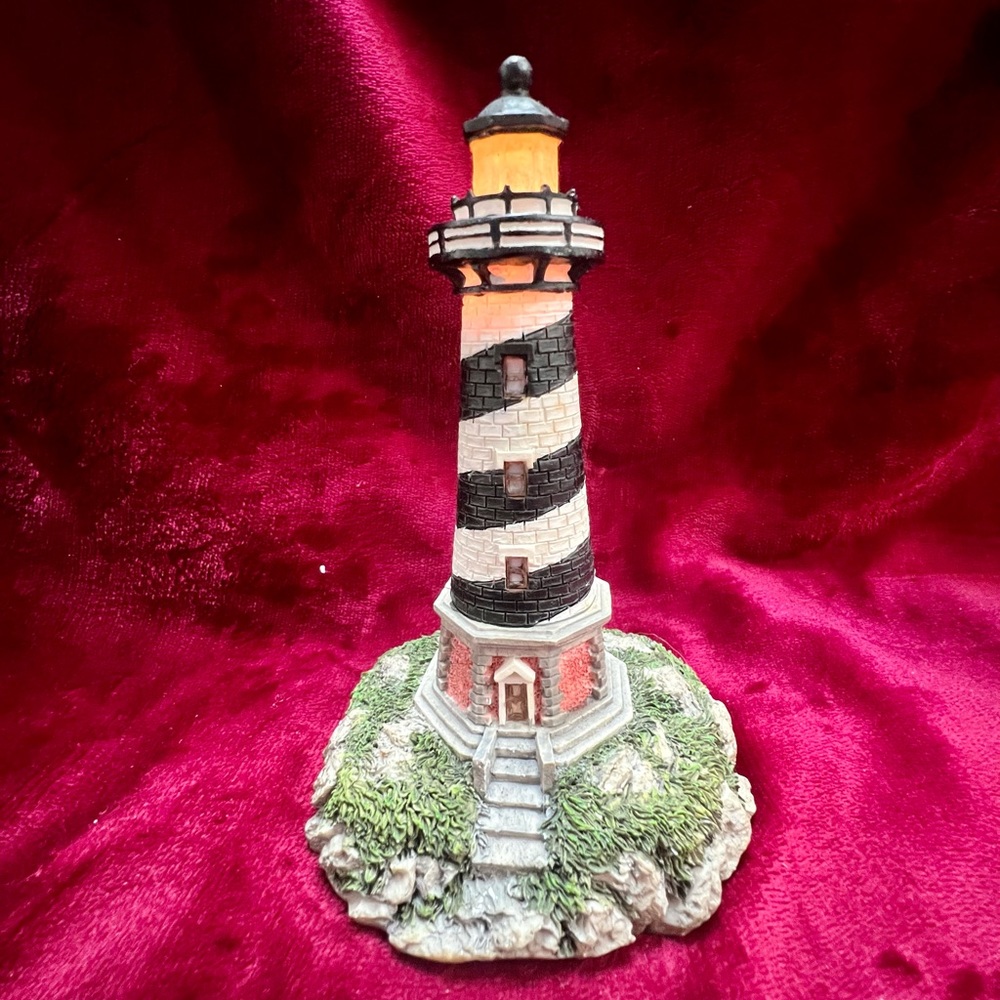 Cape Hatteras Lighthouse Light Up Ceramic Figurine